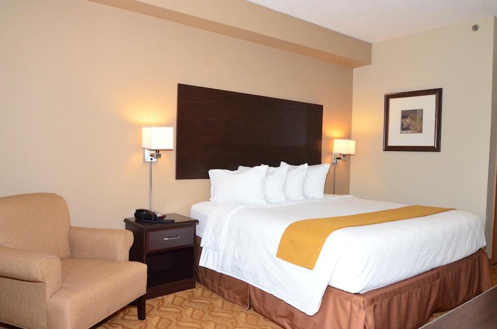Cobblestone Inn & Suites - Lake View 객실 사진