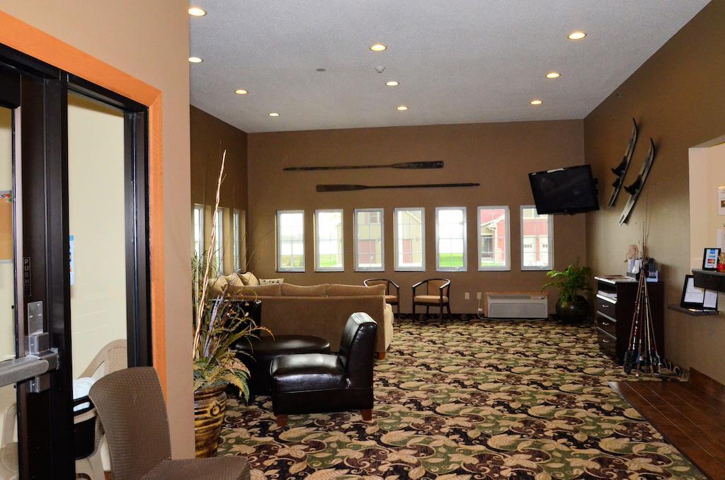 Cobblestone Inn & Suites - Lake View 외부 사진